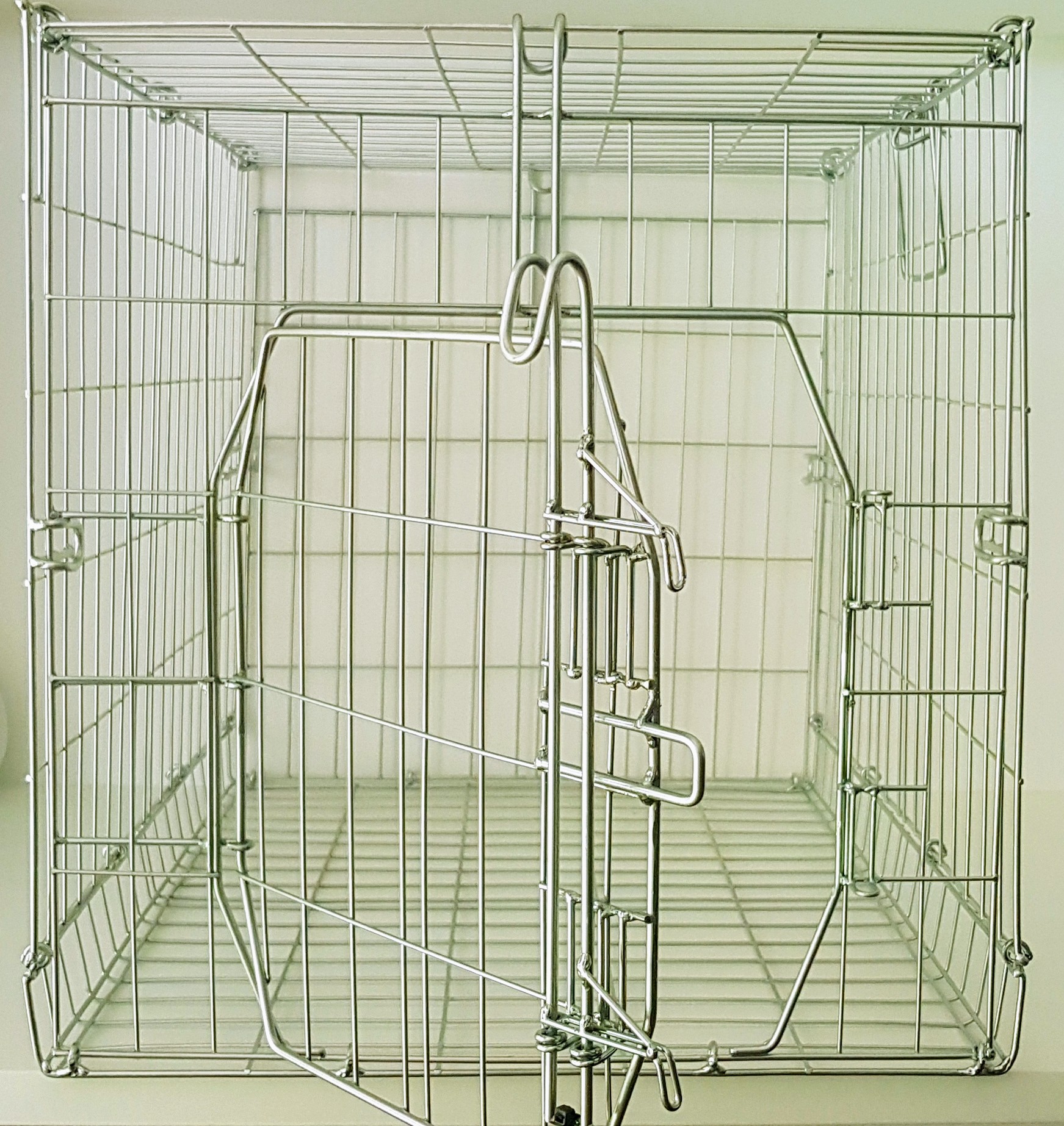 Our medium dog crates for sale or rent